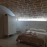 Dimora Via Celso Guest house 3*