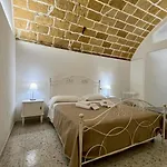 Dimora Via Celso Guest house 3*