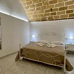 Dimora Via Celso Guest house 3*