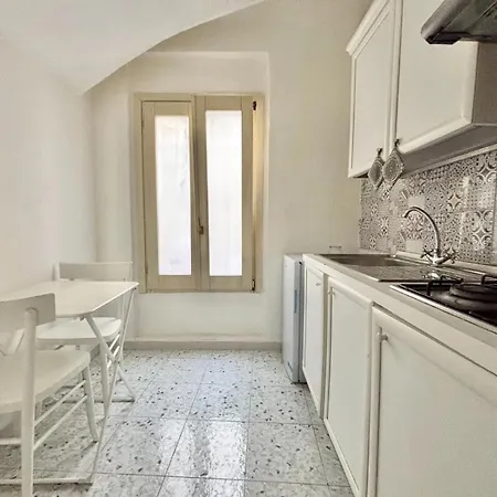 Πανσιόν Dimora Via Celso