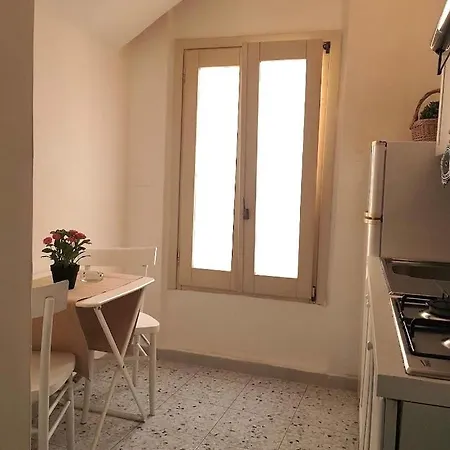 Dimora Via Celso Πανσιόν Gallipoli