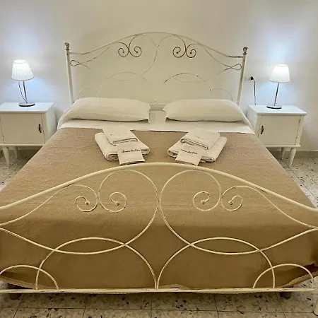 Πανσιόν Dimora Via Celso Gallipoli