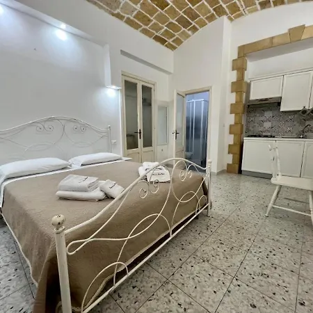 Gasthuis Dimora Via Celso 3*