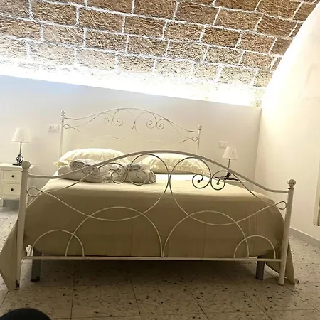 Dimora Via Celso Πανσιόν